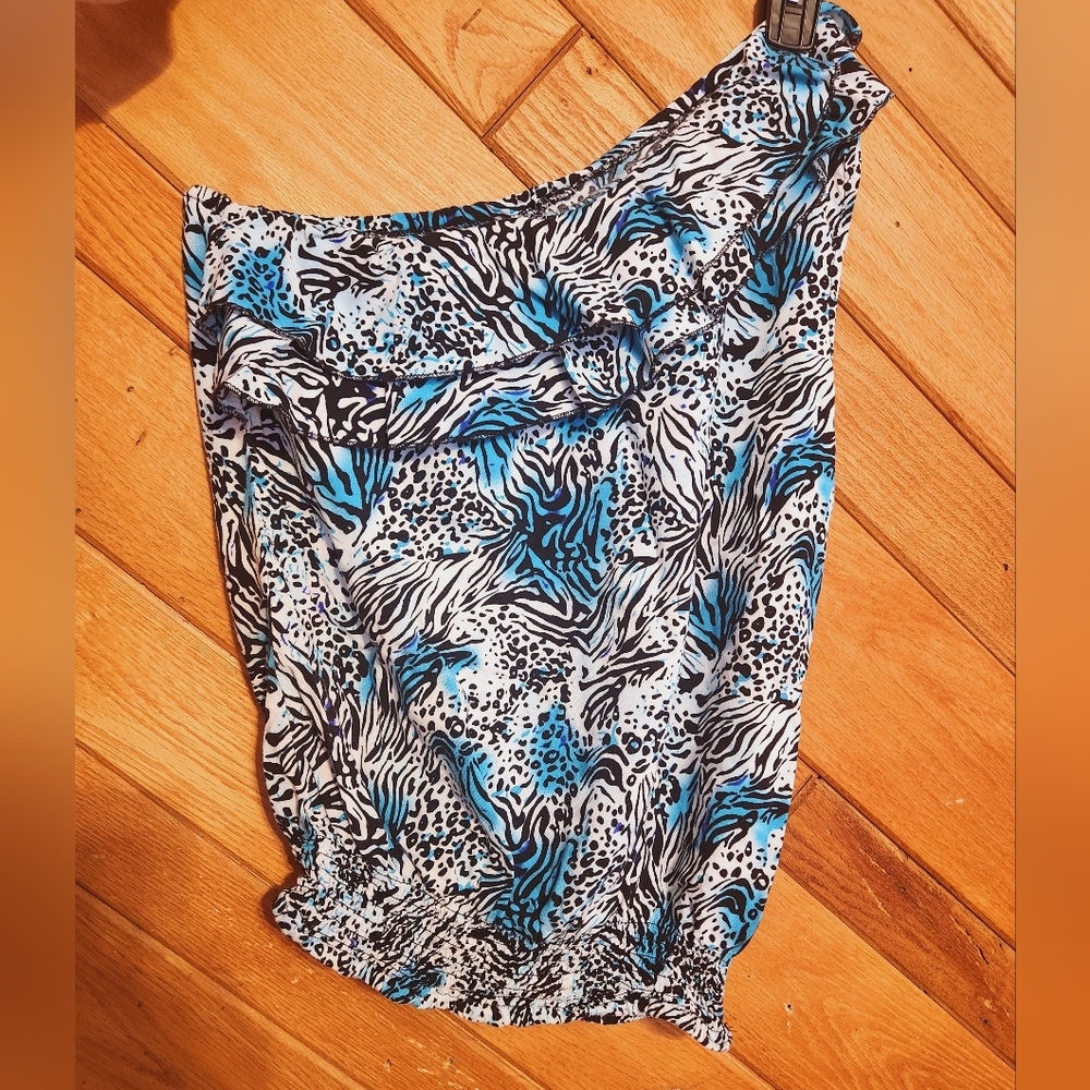 FCNY blue and black animal print one shoulder ruffled blouse size medium